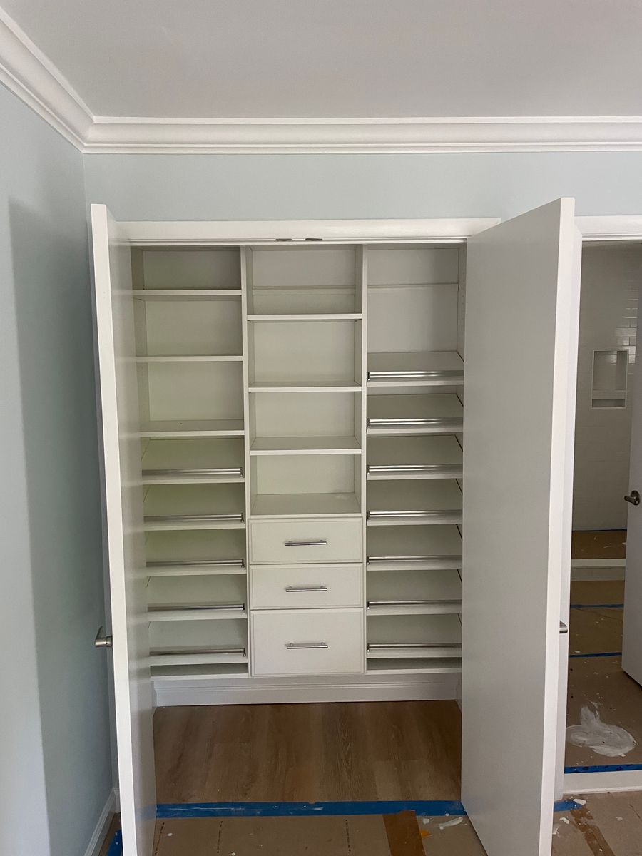 Carpentry for Make It Right Contracting in East Hampton, NY