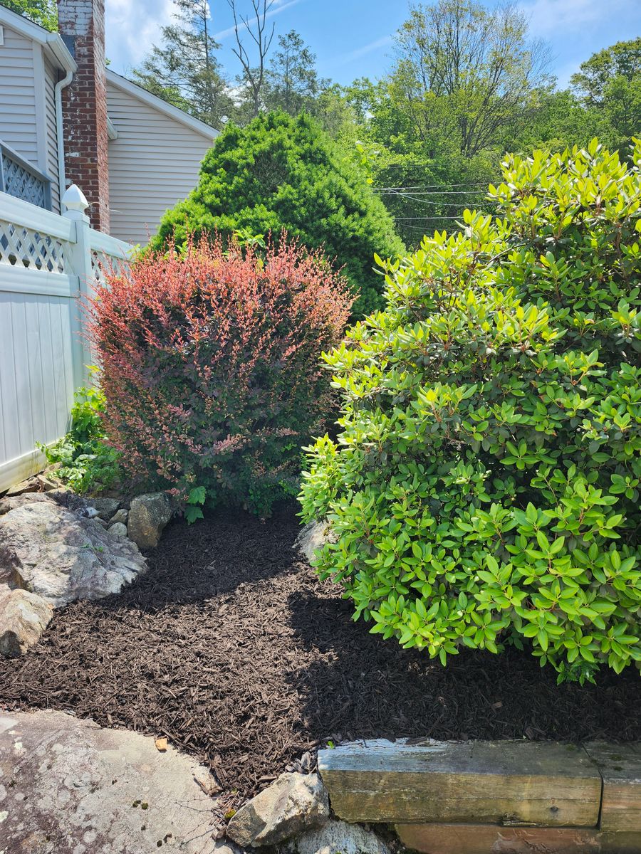 Landscape Installation for Landscape Innovations LLC in Torrington, CT