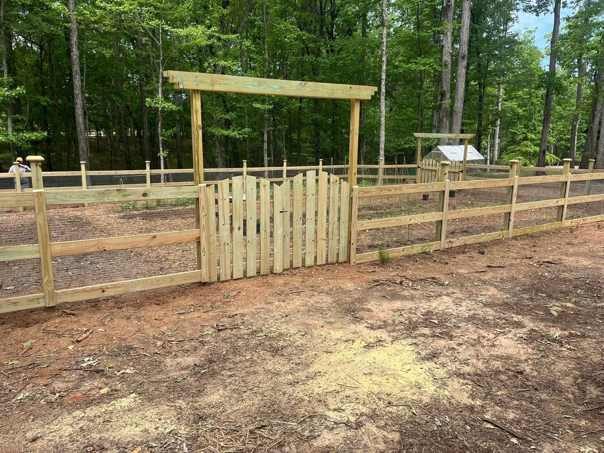 Garden Fence Installation for JB Nealy Fence in Elgin, SC