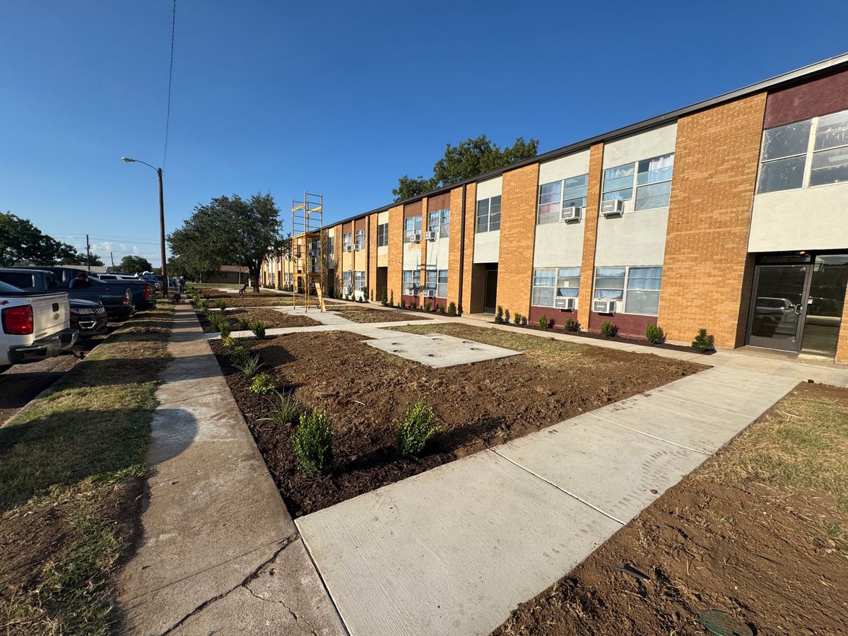 Mulch Installation for JDR Texas Landscaping Pros in Seagoville, TX
