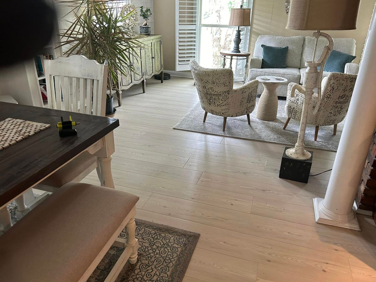 Floor Installation for T&L Flooring in Clinton, TN