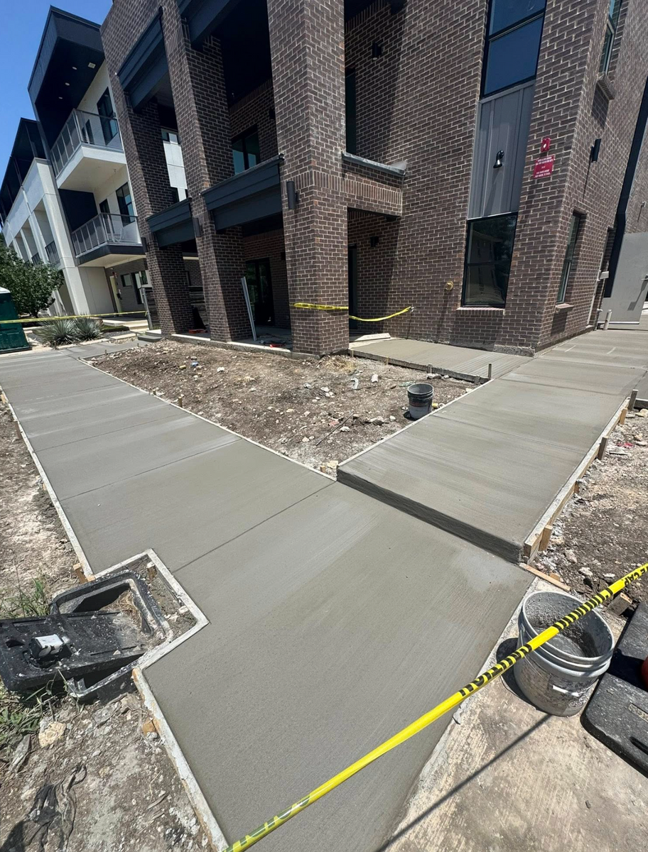 Sidewalk Installation for 3B Concrete Construction LLC in DFW, TX