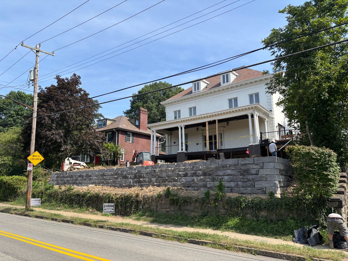 Retaining Wall Construction for Bakey's Concrete and Excavating in Pittsburgh, PA