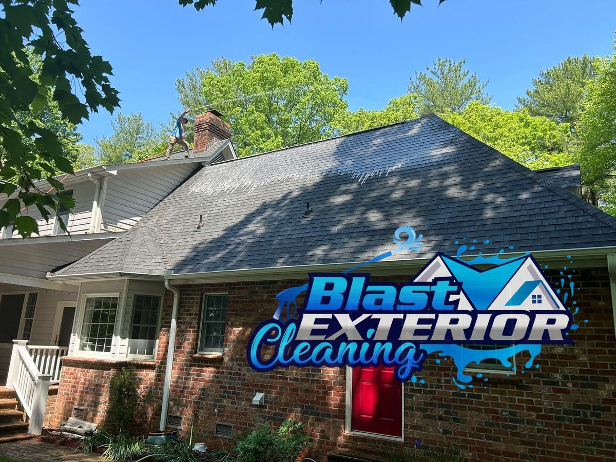 Roof Cleaning for Blast Exterior Cleaning in  Hendersonville, NC