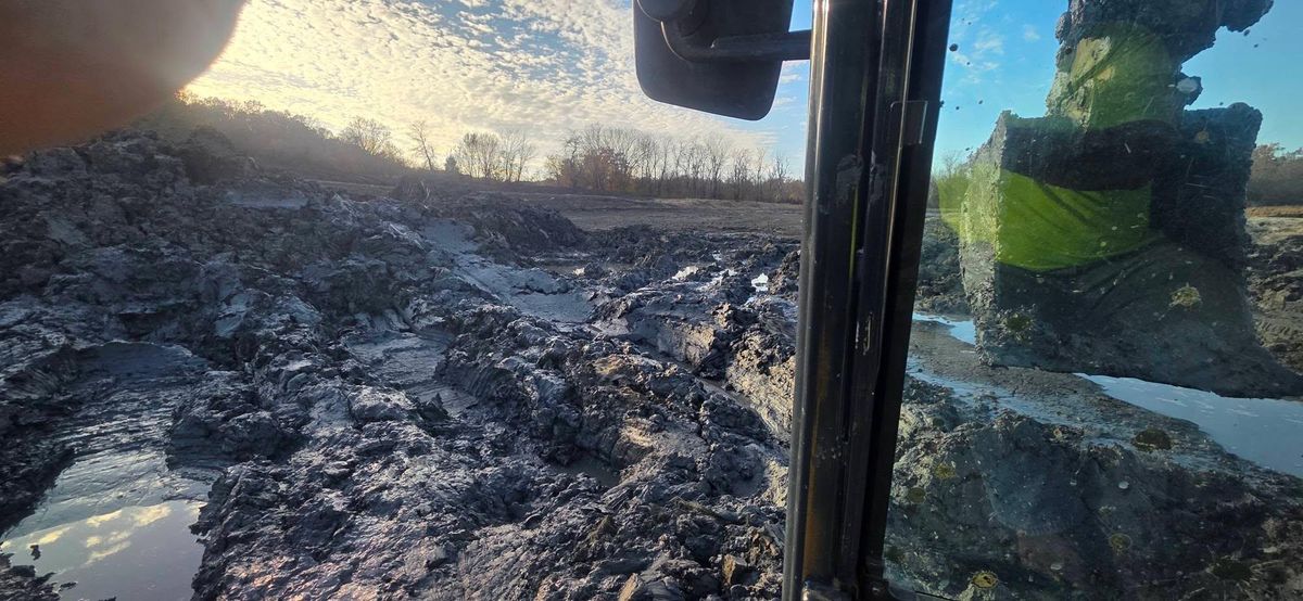 Residential & Commercial Excavation for Kelly’s Excavating and Dirt Work in Grain Valley, MO