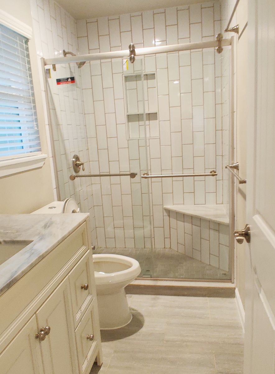 Bathroom Renovation for Elevated Building Contractors  in Houston, TX