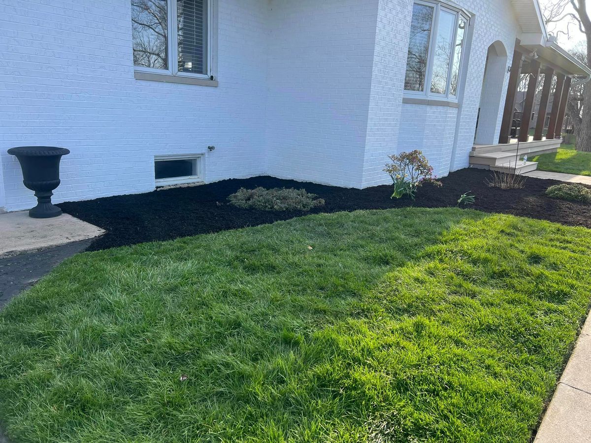 Mulch Installation for Mark’s Mowing & Landscaping LLC  in Ashville, OH