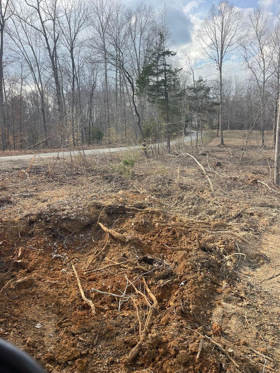 Land Grading for Maness Trucking & Excavation in Lexington, TN