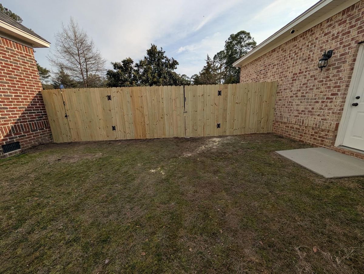 Wood Privacy for 4 In The Fire Fencing LLC in Darlington, SC
