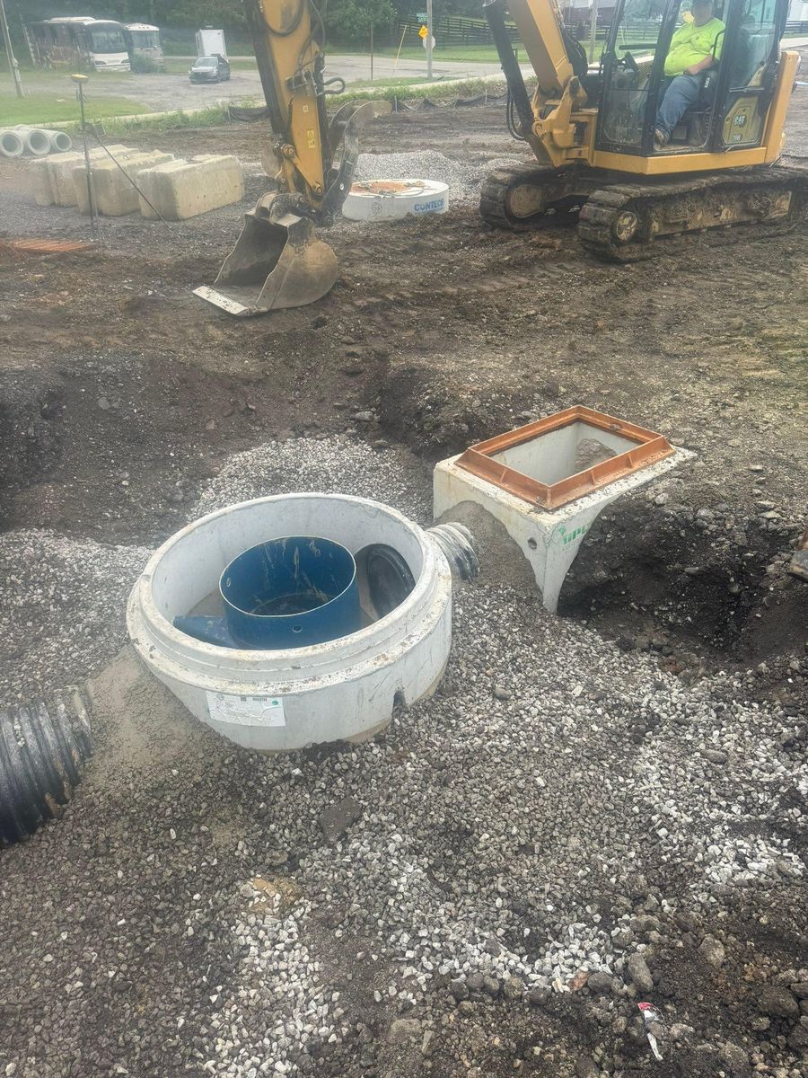 Utility Trenching for Danny Rhodes Trucking & Excavation in Shepherdsville, KY