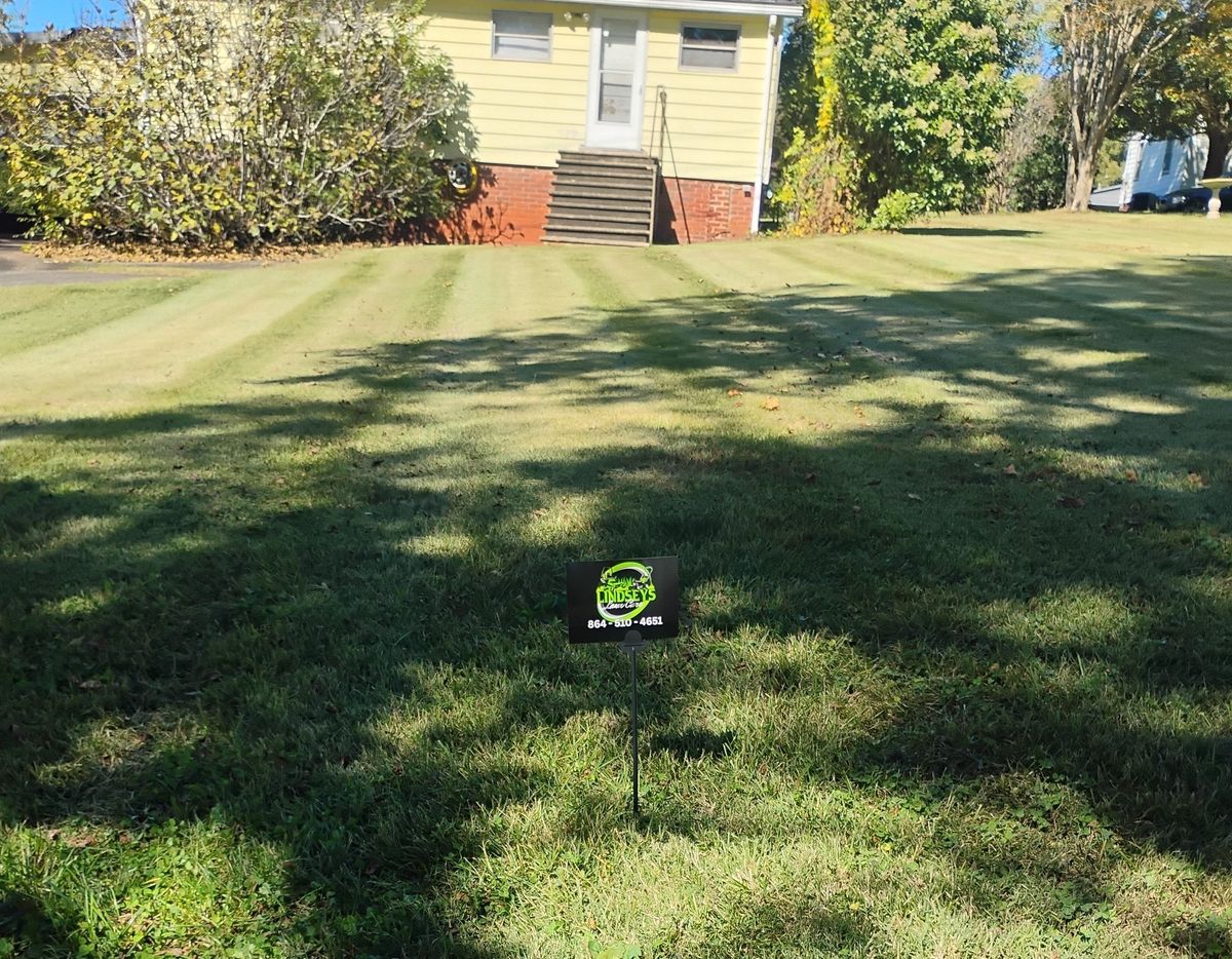 Mowing for Lindsey's Lawn Care in Inman, SC