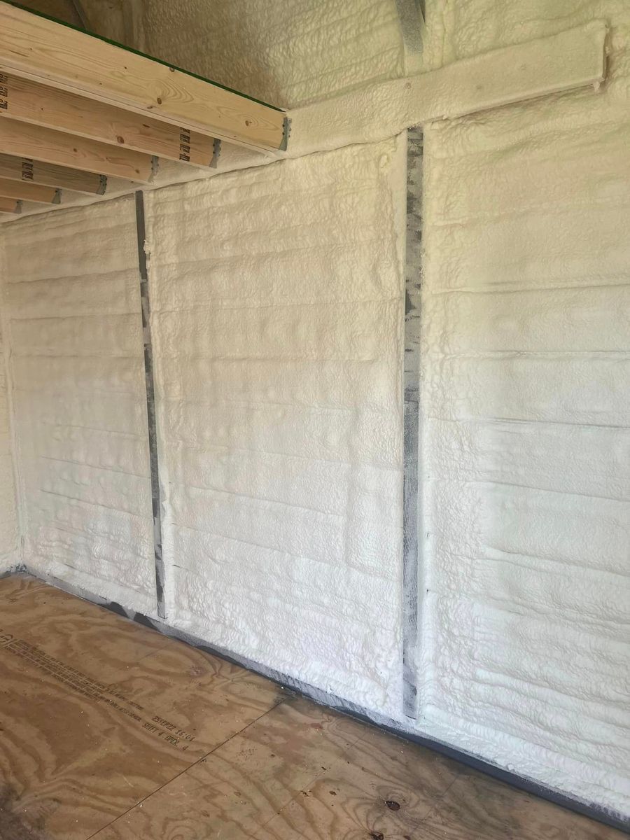 Spray Foam for White's Contracting LLC in Mount Pleasant, Texas