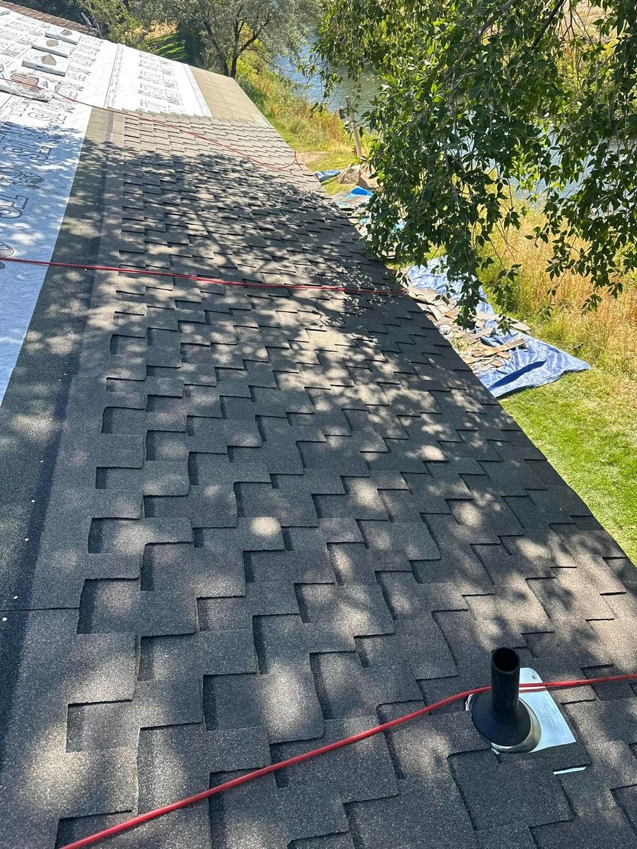 Roofing Installation for Diaz Roofing in Blackfoot, ID