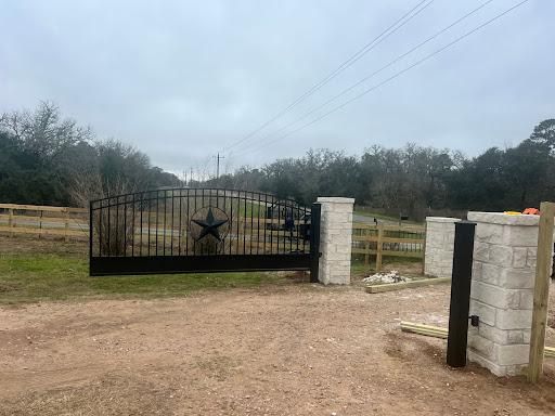 Gate Installation and Repair for Pride Of Texas Fence Company in Brookshire, TX