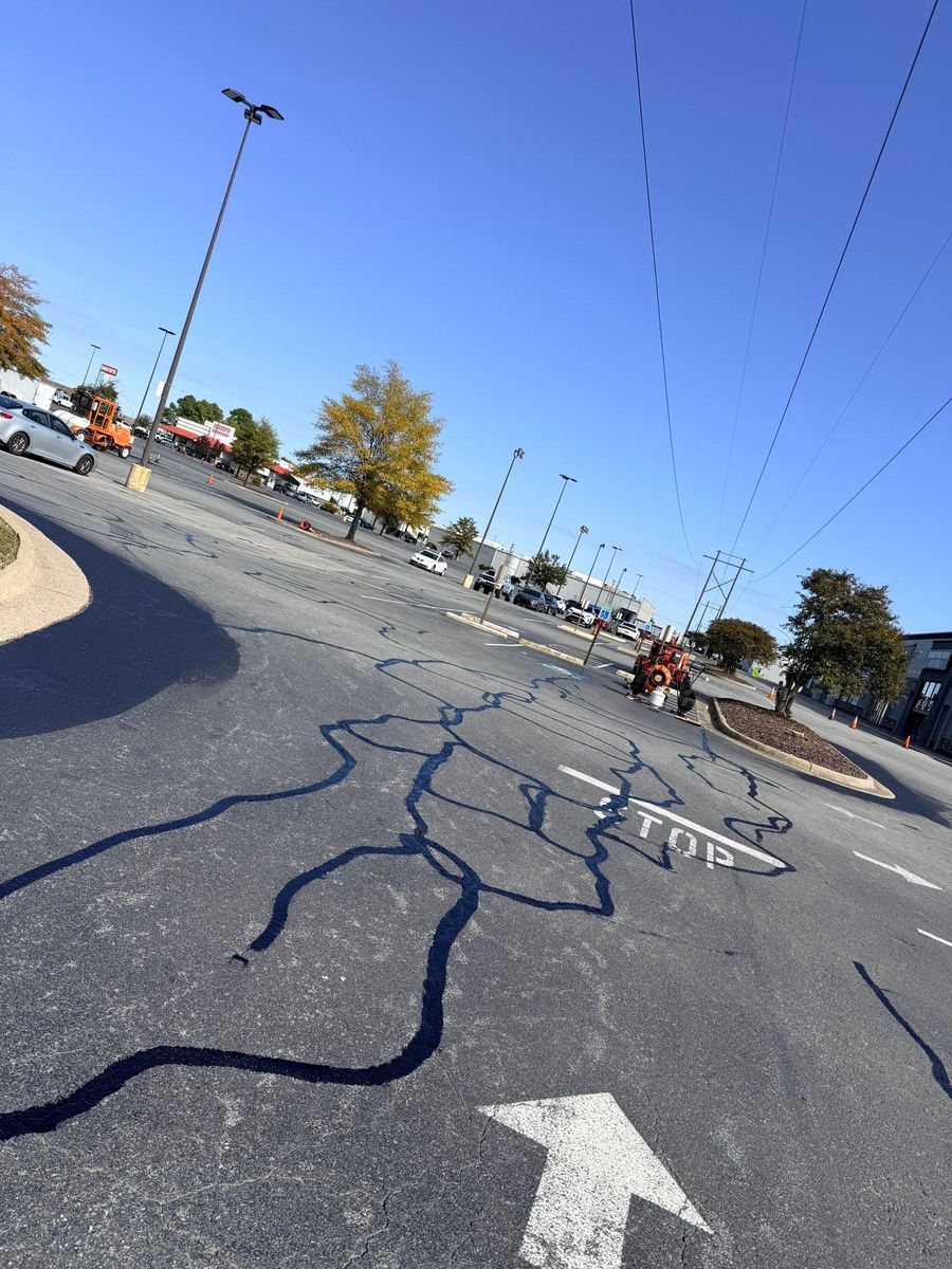 Asphalt Maintenance for Straight Line Striping in Little Rock, AR