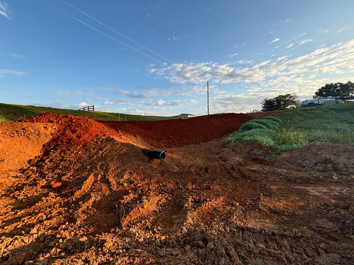 Excavation for Three Rivers Dirt Works LLC in Knoxville, TN