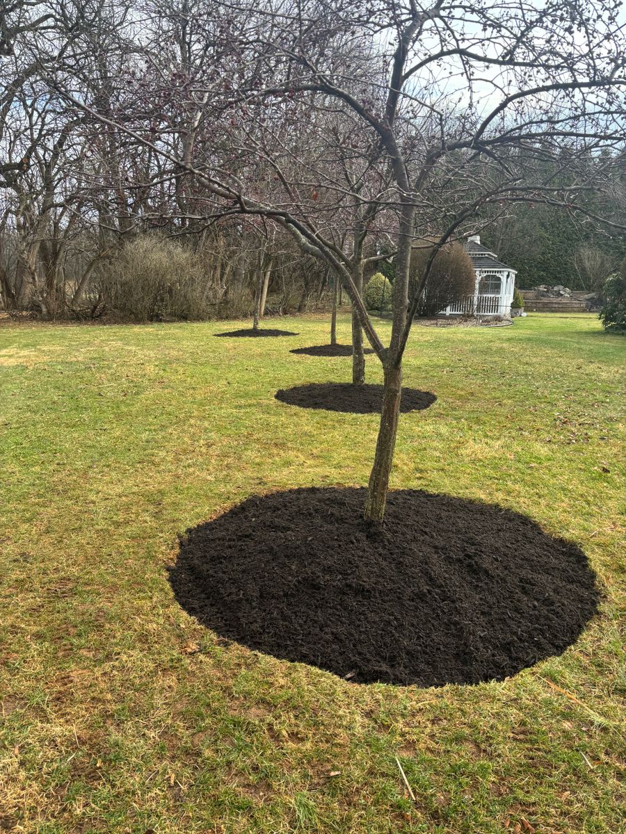 Mulch Installation for Backyard Acres Lawncare LLC in Chambersburg, PA