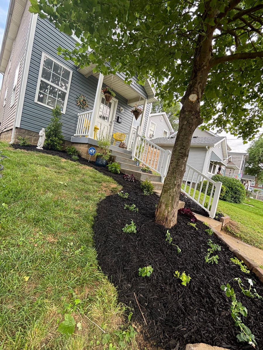 Yard Work & Planters for B5’s Painting & General Services in Louisville, KY