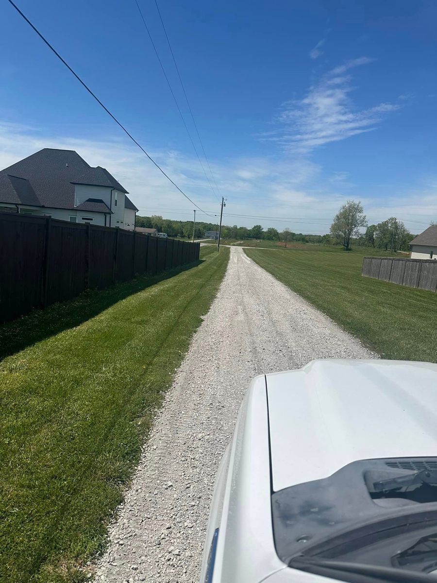 Gravel Driveway Construction for Ground Worx in Lebanon, TN