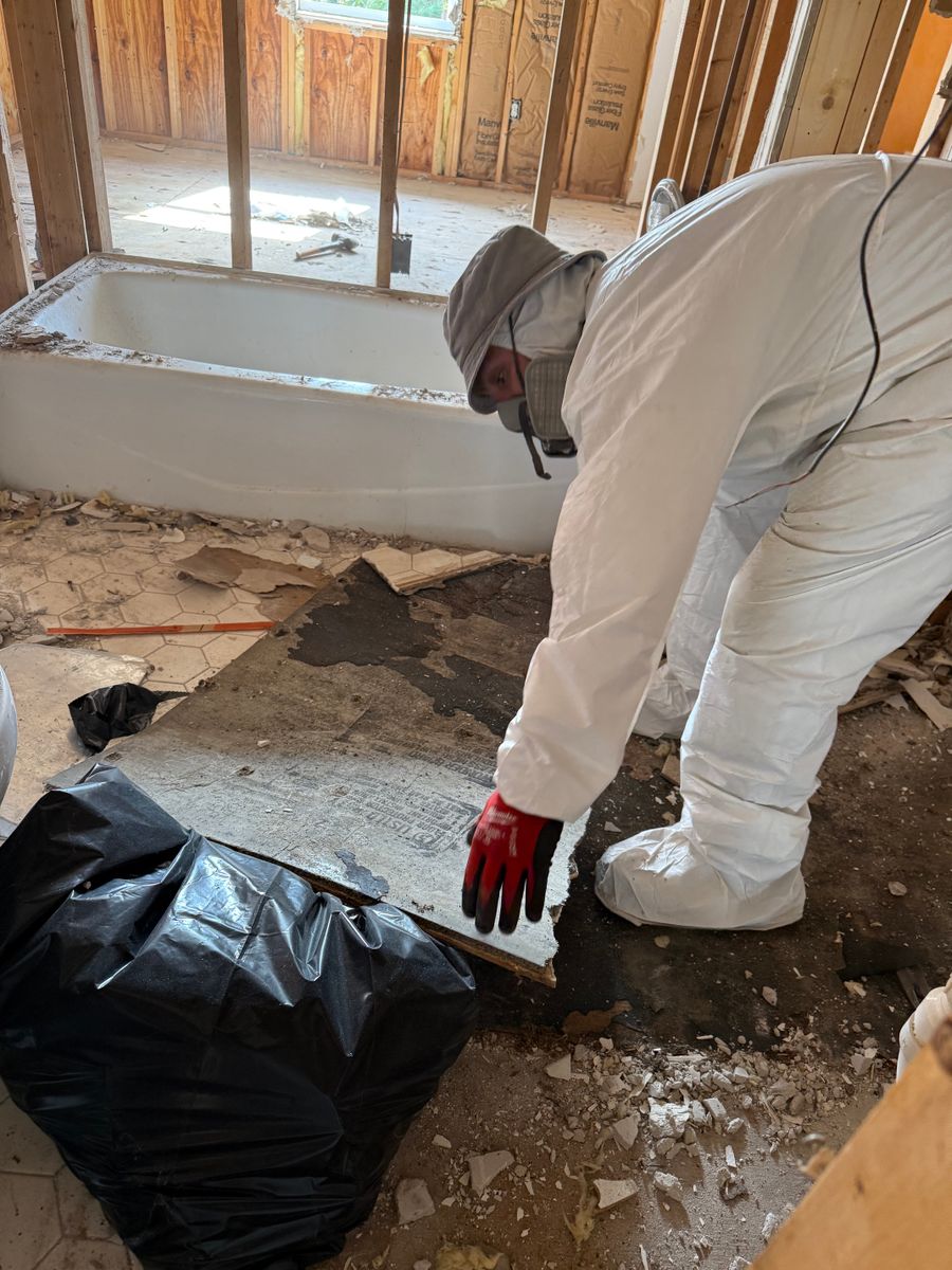 Mold Remediation for N&D Restoration Services: When Disaster Strikes, We Come In in Cape Coral,  FL