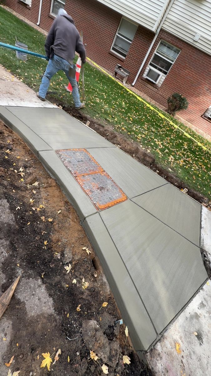 Sidewalk Installation for B&M Concrete LLC in Longmont, CO