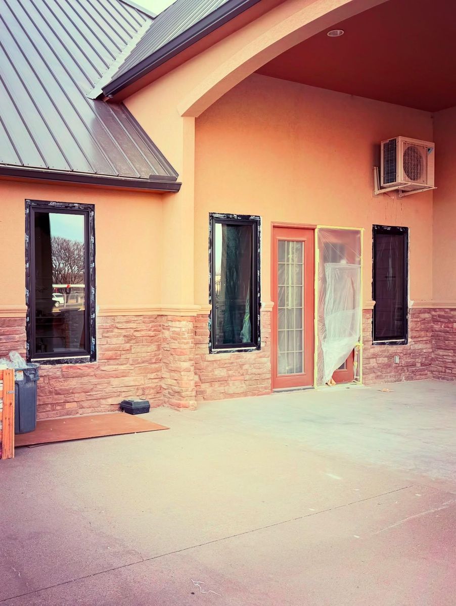 Window Replacement for Proud Crowd Construction in Canyon, TX