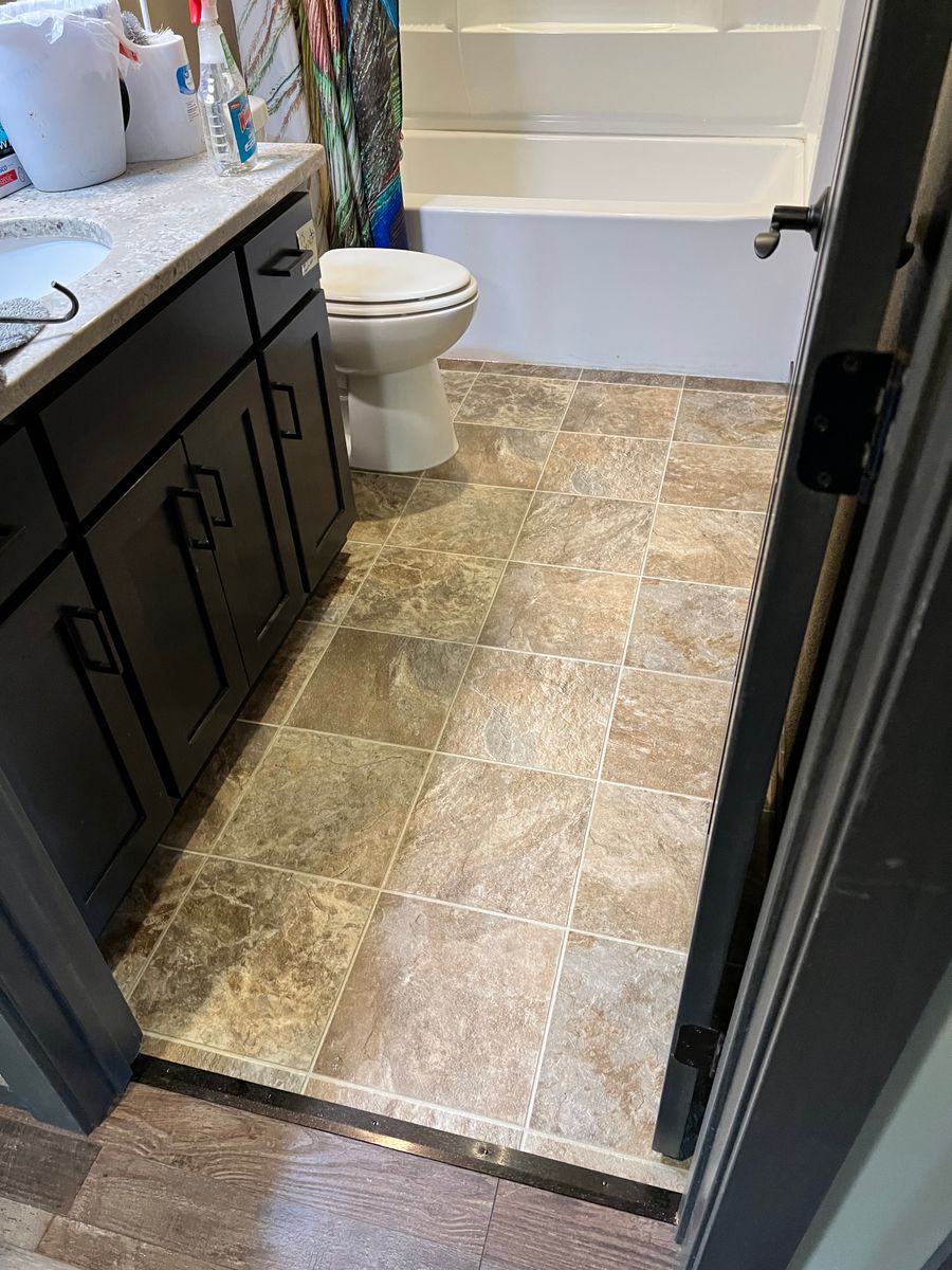 Bathroom Tiling for R. Royal Floors in Royalton, MN