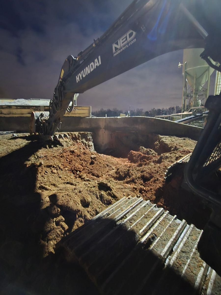 Land Clearing & Demolition for Heldapay Hauling & Grading in Charlotte, SC