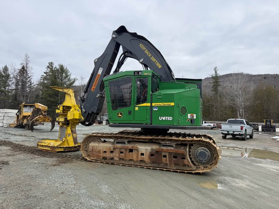 2023 Deere 853M Feller Buncher for  in Northumberland, NH