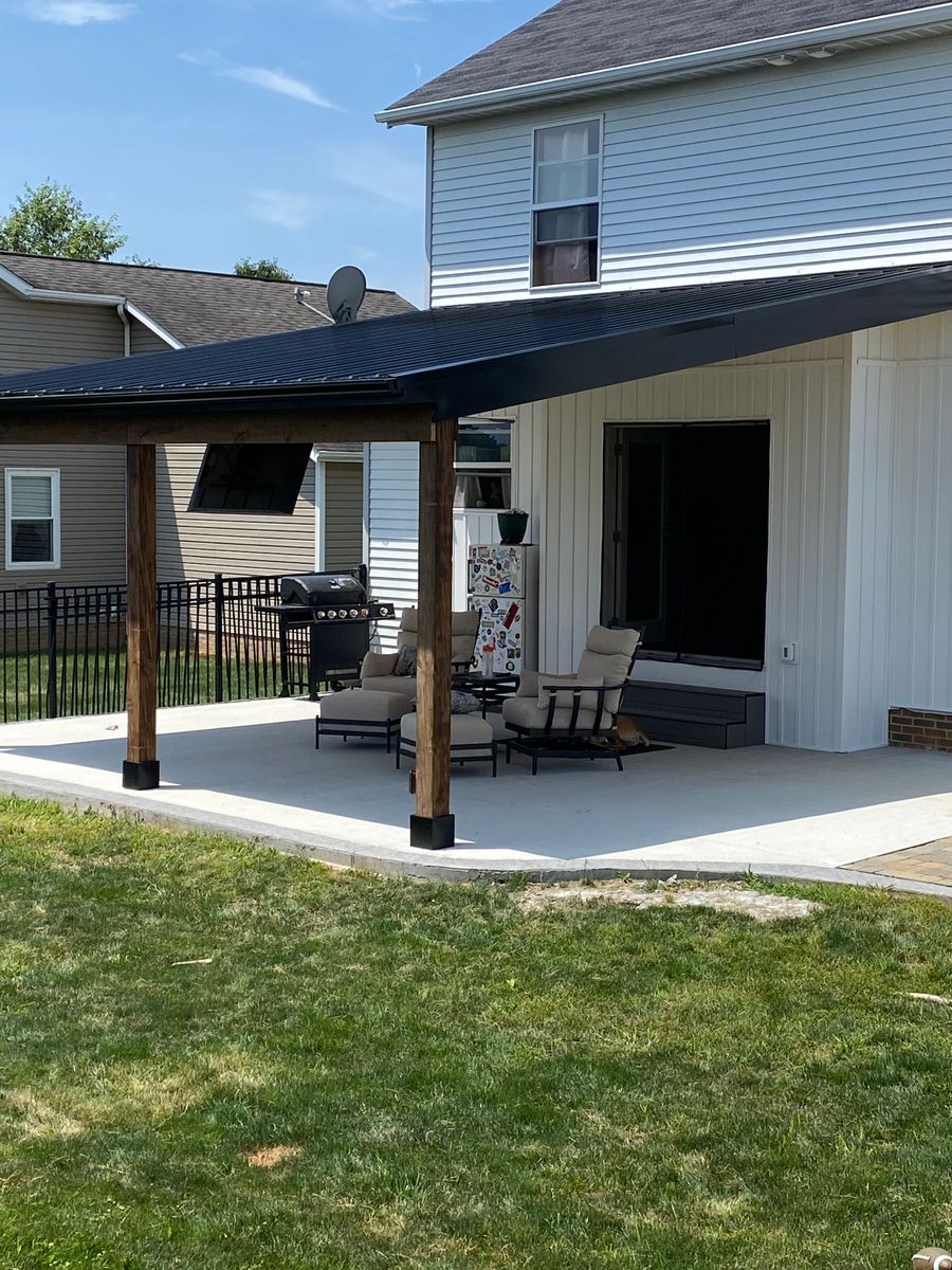 Deck & Patio Installation for Full Circle Design in Louisville, OH