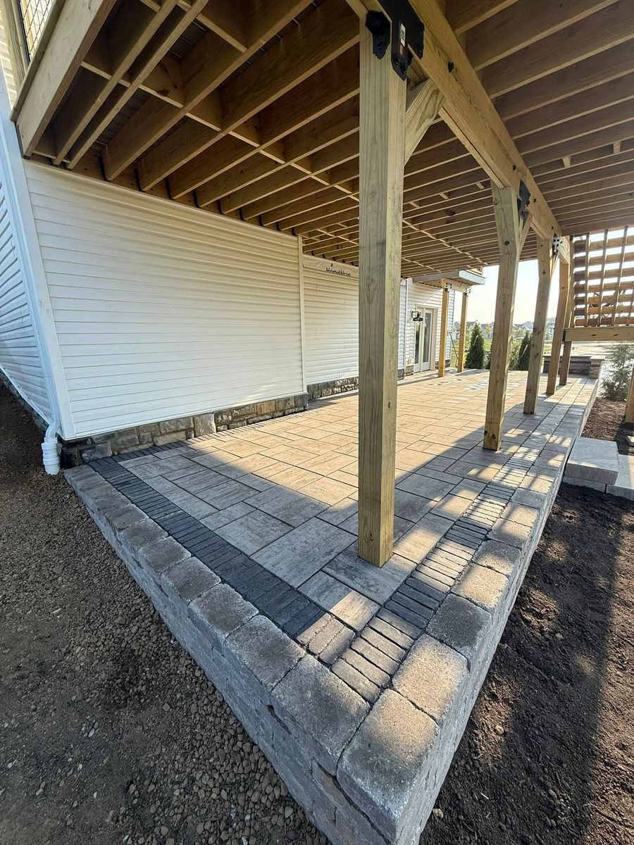 Hardscape Installation for N8 Landscaping in Amanda, OH