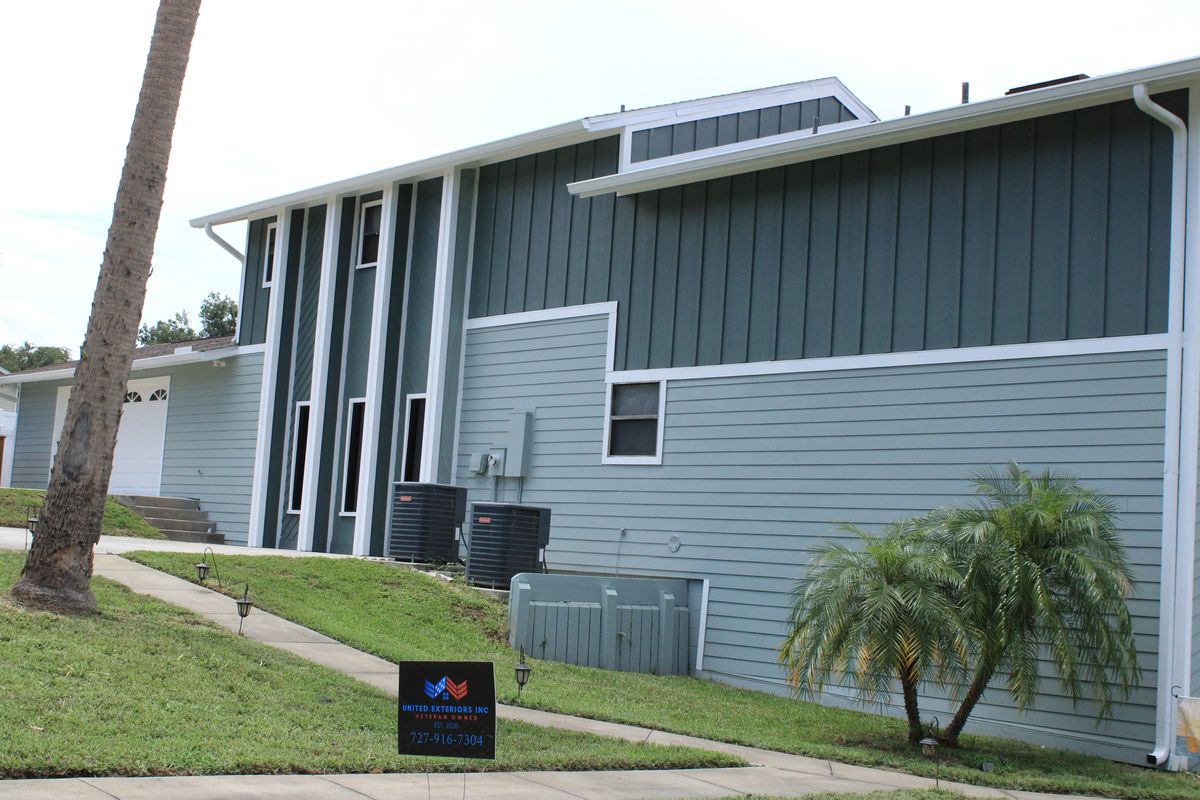Exterior Painting for United Exteriors INC in St. Petersburg, FL