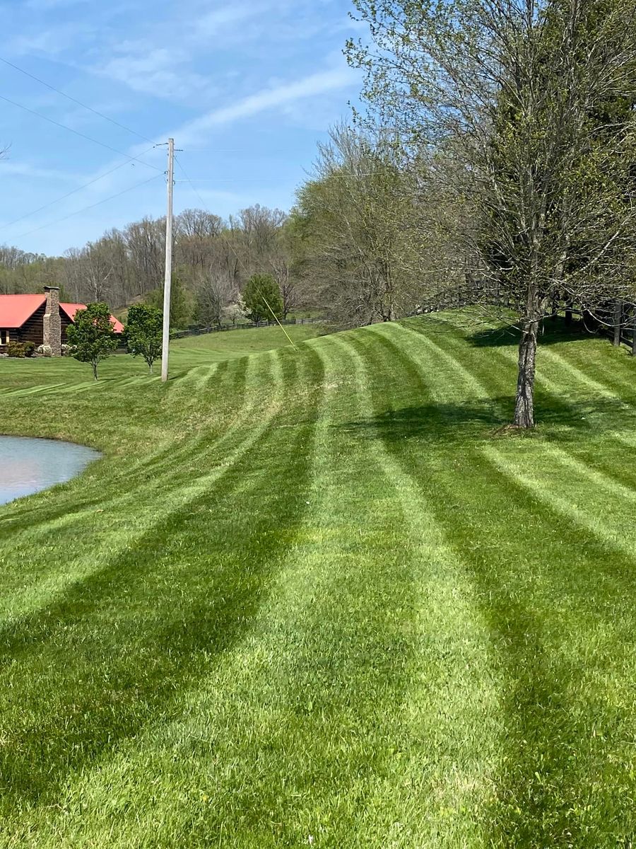 Mowing for Dust Till Dawn Lawn in London, Kentucky