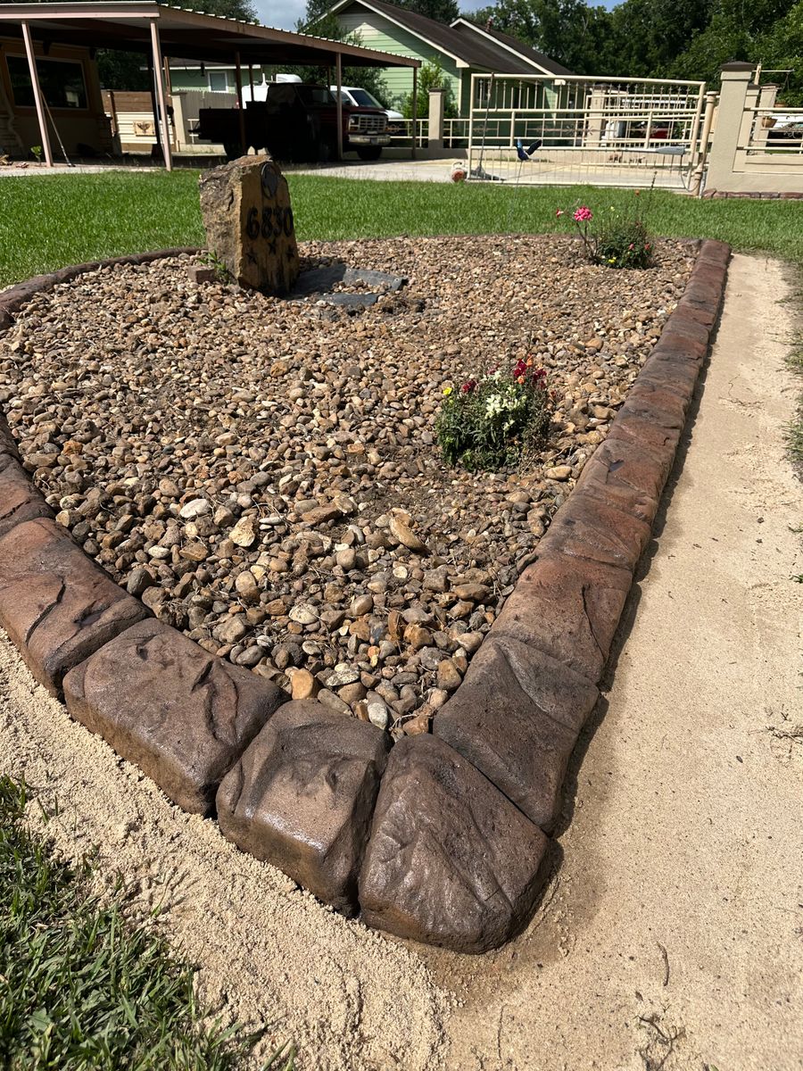 Landscaping for Texas Curb N Borders in Houston, TX