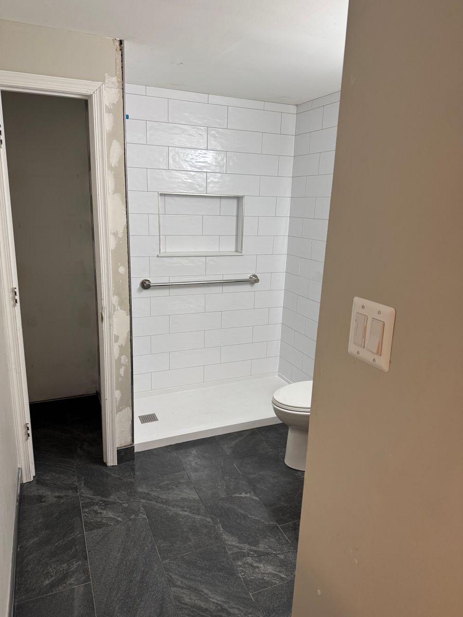 Bathroom Remodeling for I & I Tile in Alexandria, VA