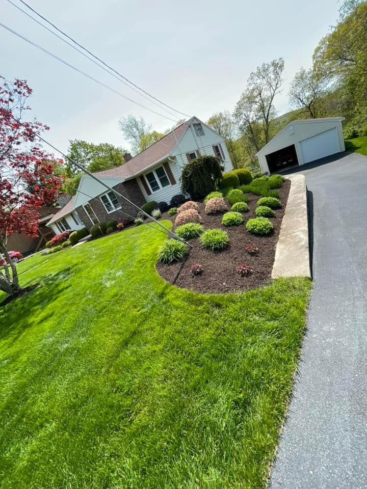 Landscape installs for CS Property Maintenance in Middlebury, CT