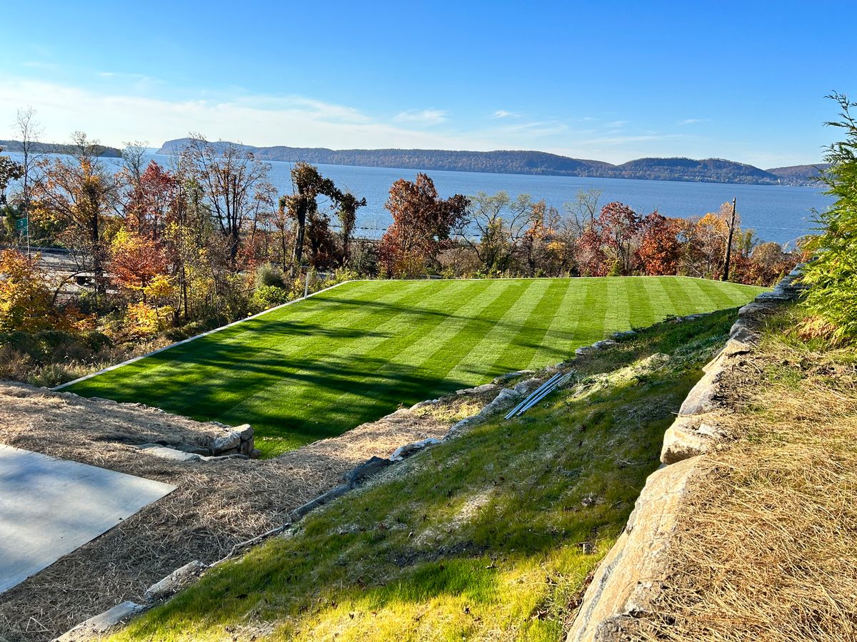 Fall Clean Up for Zaldivar’s Lawn Care INC  in Peekskill, NY