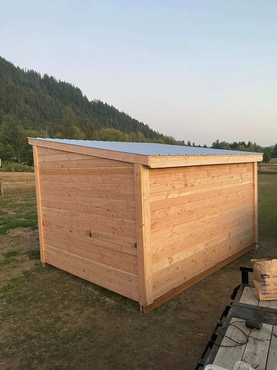 Shelters for Oats Equestrian Fencing LLC in Arlington, WA