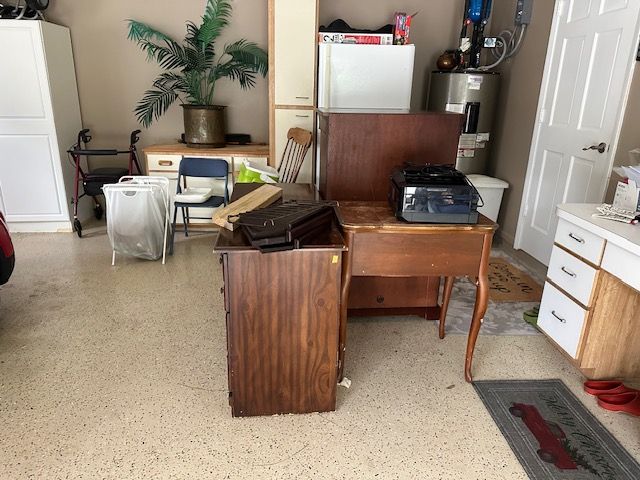 Residential/ Commercial Clean Outs for Junk Heroes in Orlando, FL