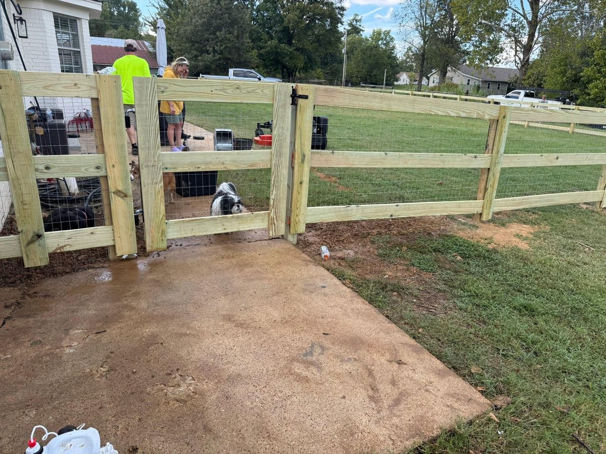 Fence Repair and Maintenance for Manning Fence, LLC in Hernando, MS