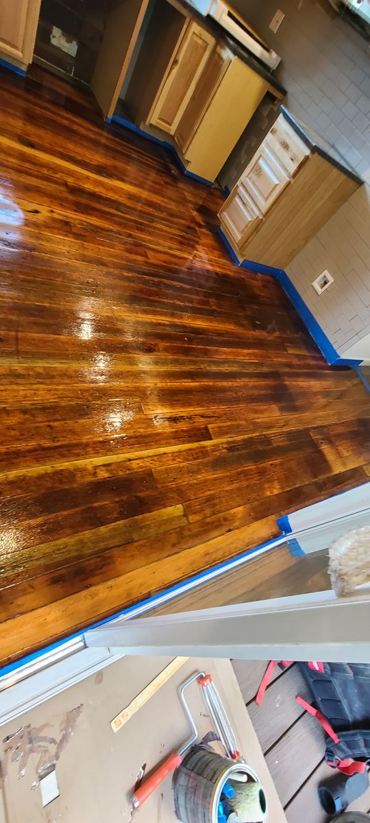 Hardwood floors for KIC Construction Services in Pe Ell, WA