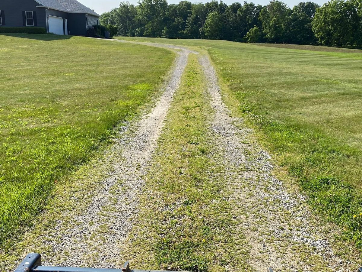 Gravel Driveway Grading for Seals Outdoor Services in Ashland County Ohio and surrounding counties, 