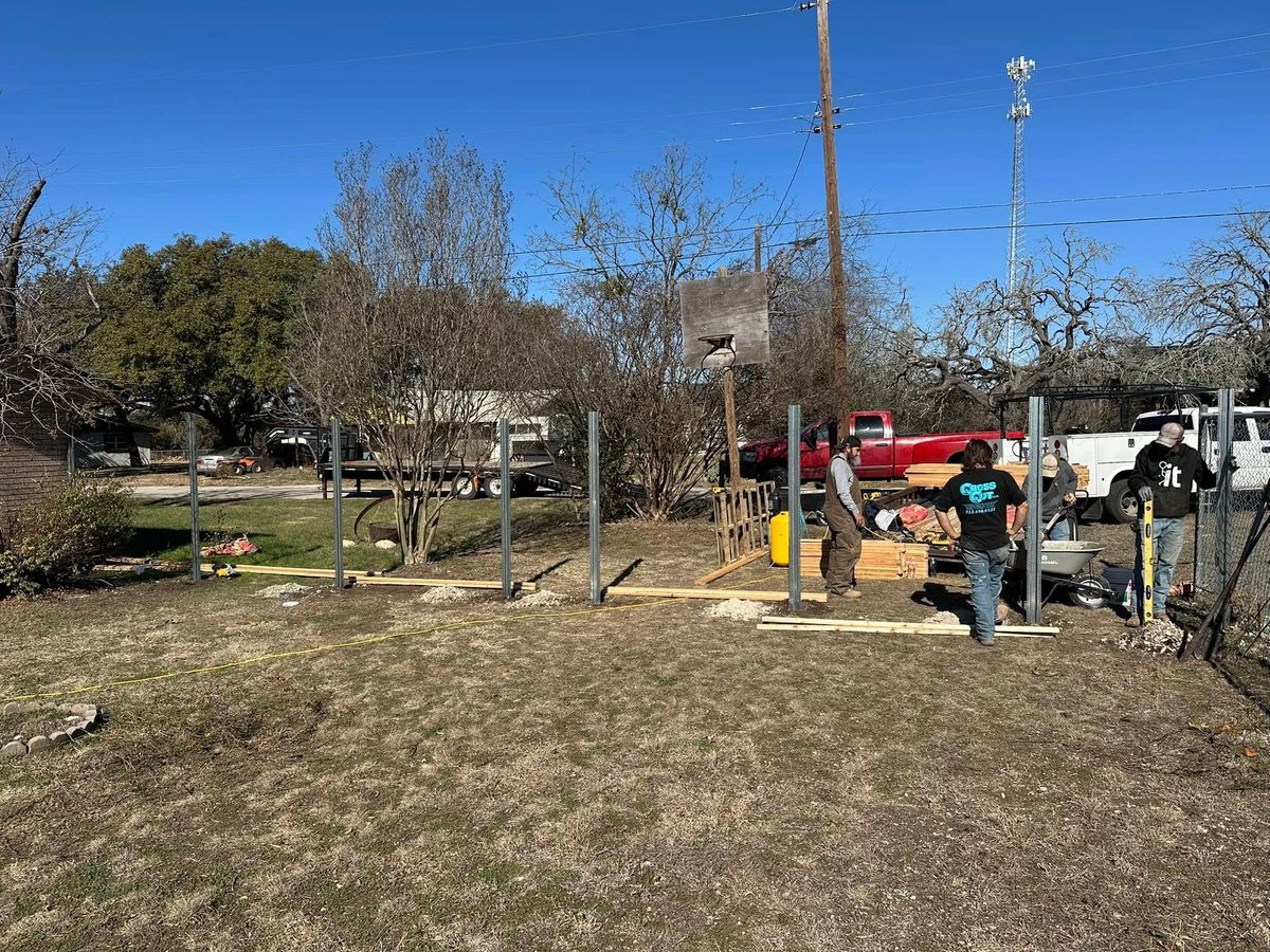 fencing for CrossCut in Kempner, TX