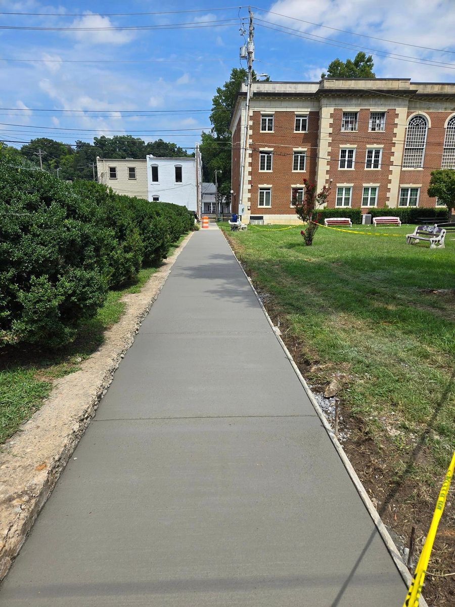 Sidewalk Installation for Gunter's Concrete in Newport, TN