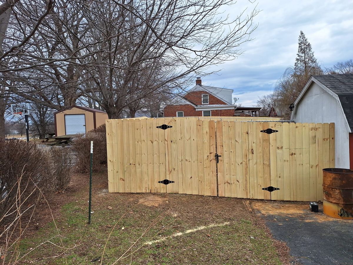 Gate Installation and Repair for Apex Fence in Henderson, KY