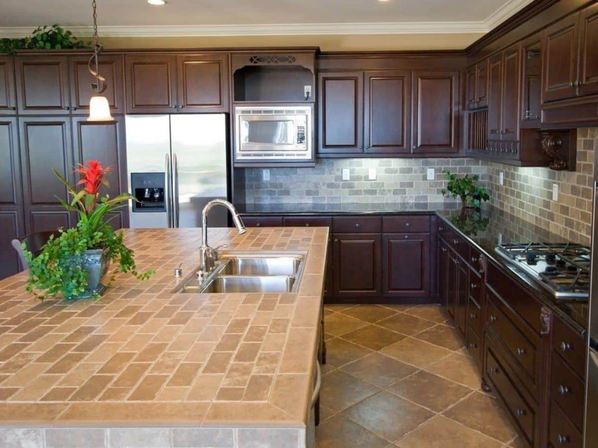 Kitchen Counter Tiling for Cox Tile and Stone in Clinton, UT