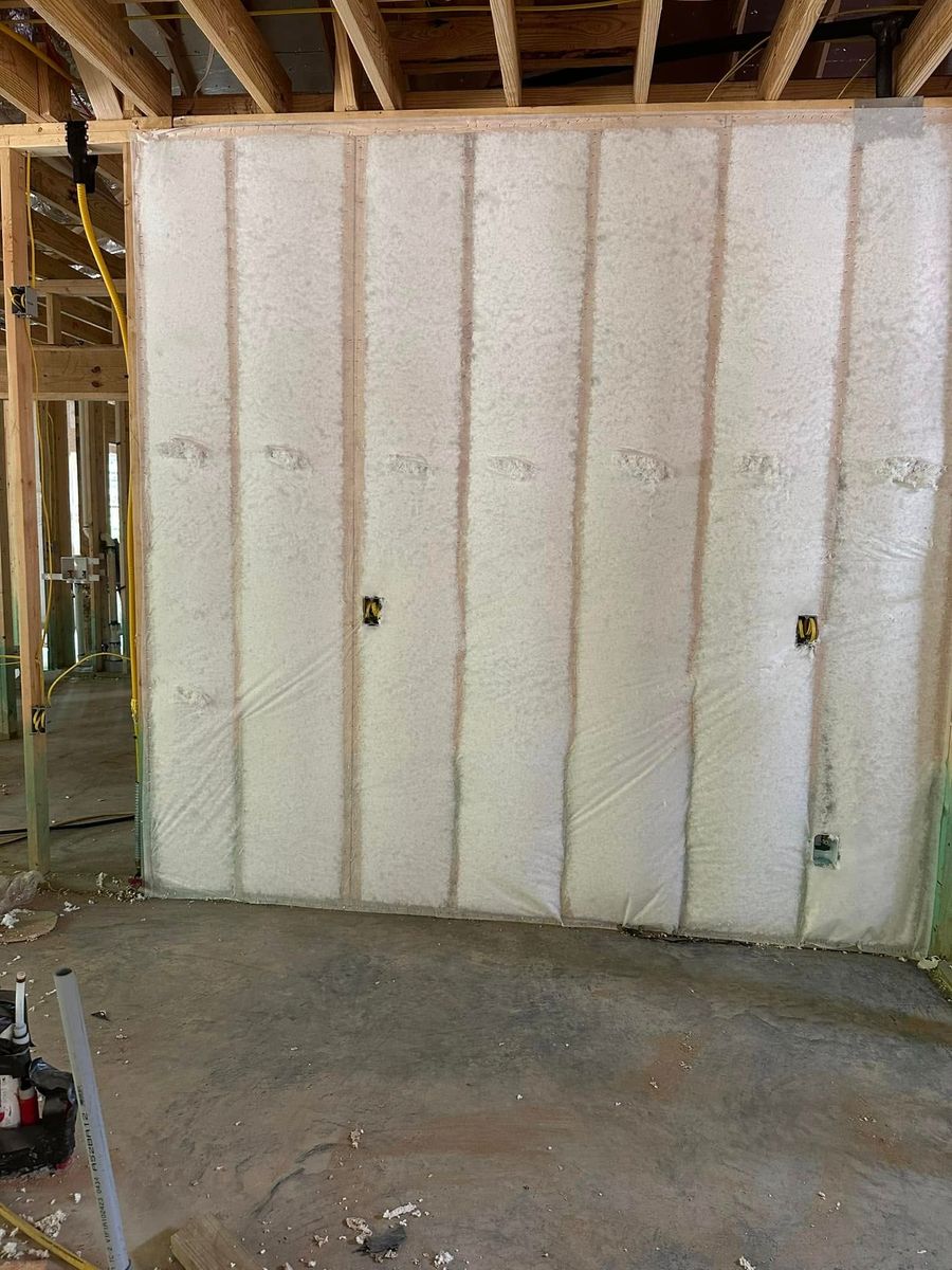 Net & Blow Fiberglass Insulation for Cotton Insulation in Hamburg, AR