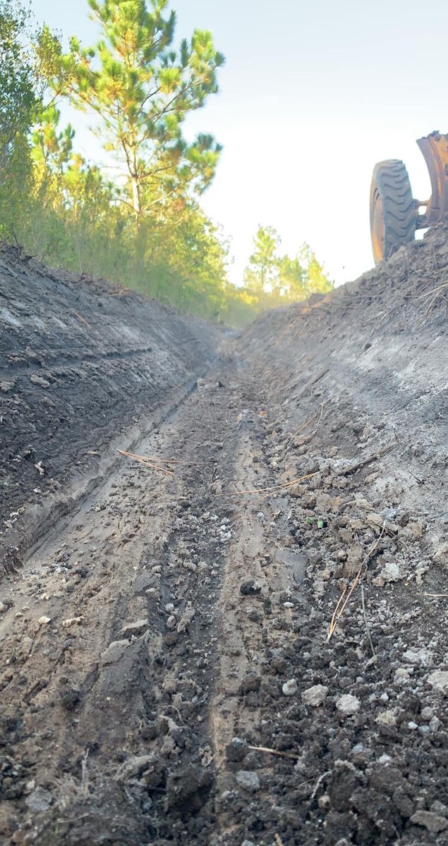 Trenching for Wilson’s Excavation & Land Clearing in Greenville, FL