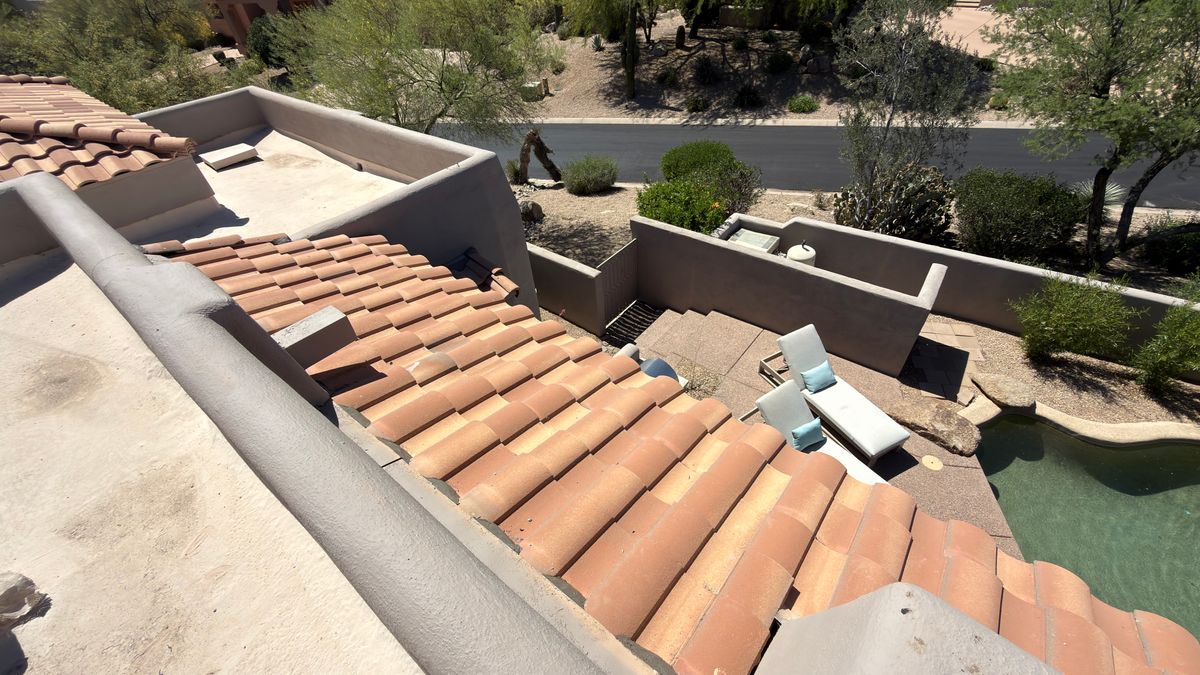 Roofing for Anozira Contracting Services  in Phoenix, AZ