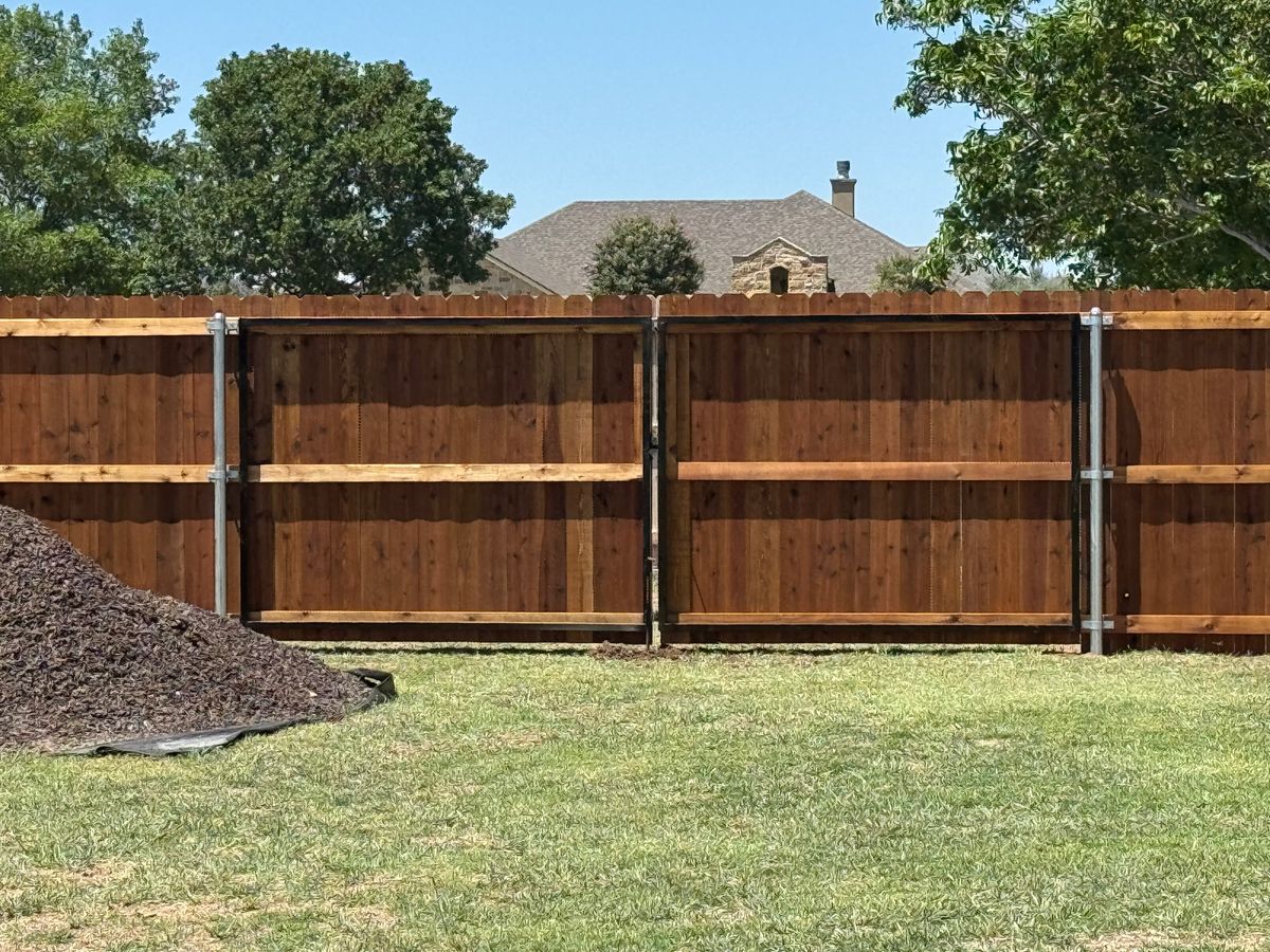 Commercial Fencing for CHR Unlimited LLC in San Angelo, Texas